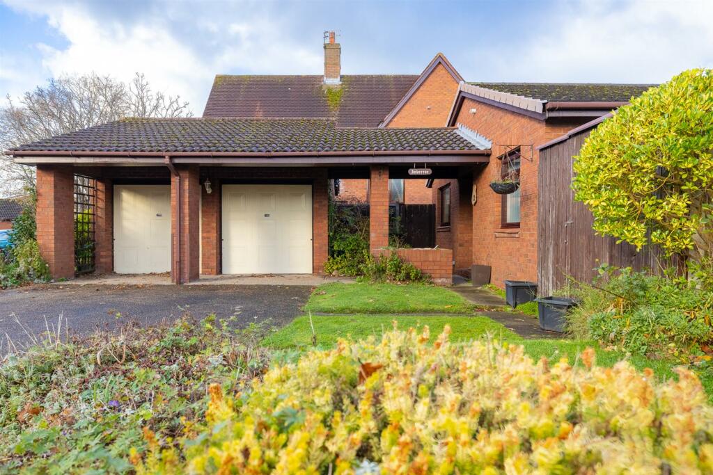 2 Glendale Grove-3.jpg