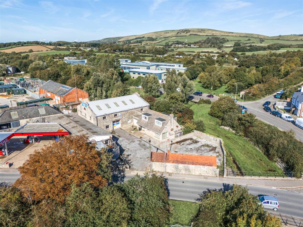 1360404-DJI_20250929112414_0579_D (4).jpg