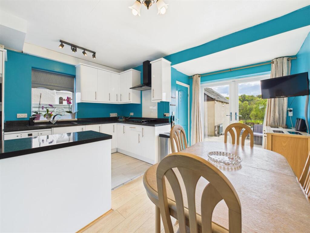 CAM04279G0-PR0093-STILL007 (1).jpg