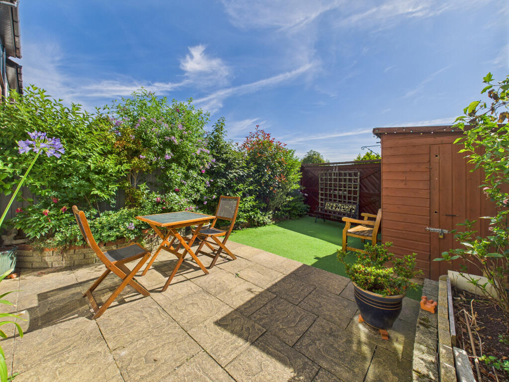 CAM05192G0-PR0110-STILL016