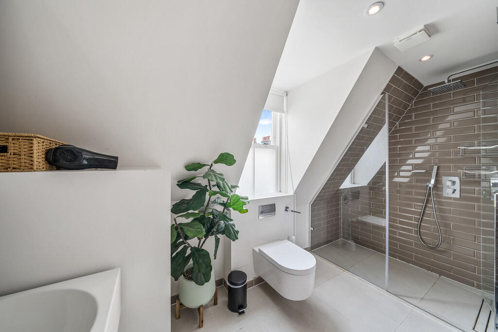 9, 25 Coleherne R...