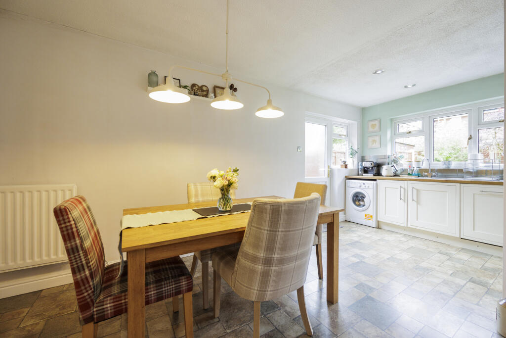 58 Rockhingham close-37