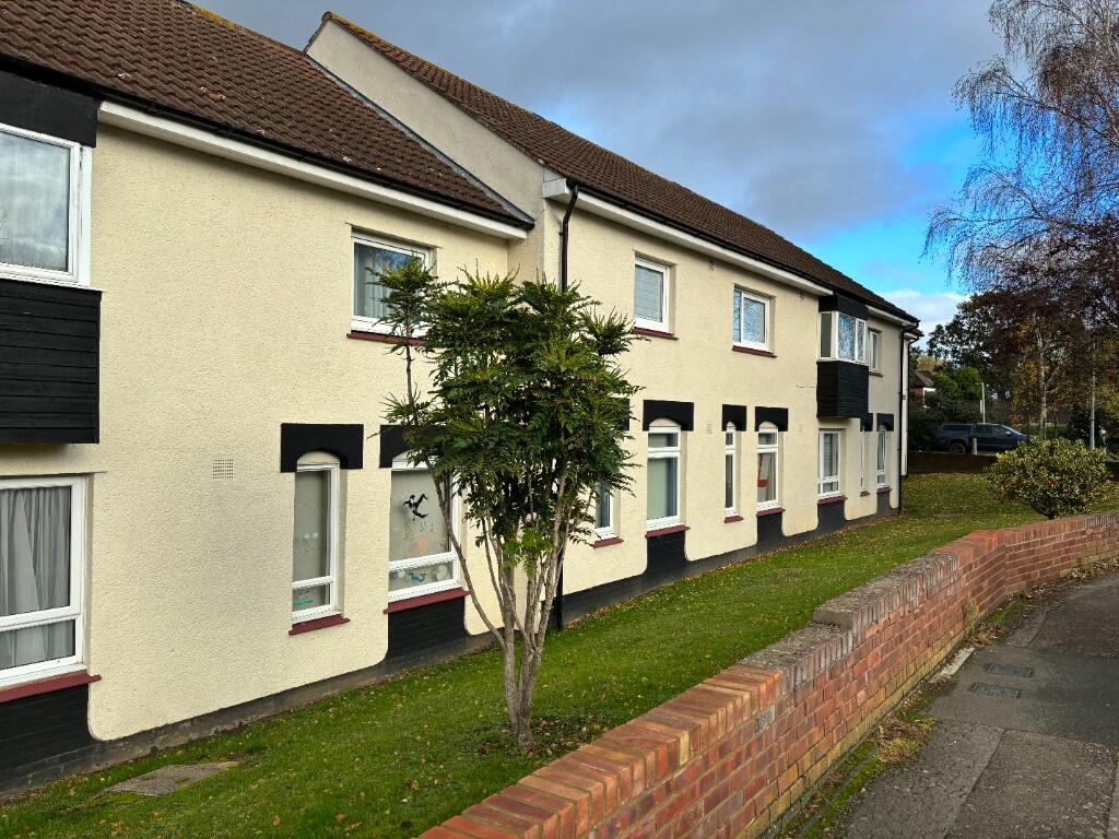 Uplands Park Road, Rayleigh, Essex, SS6