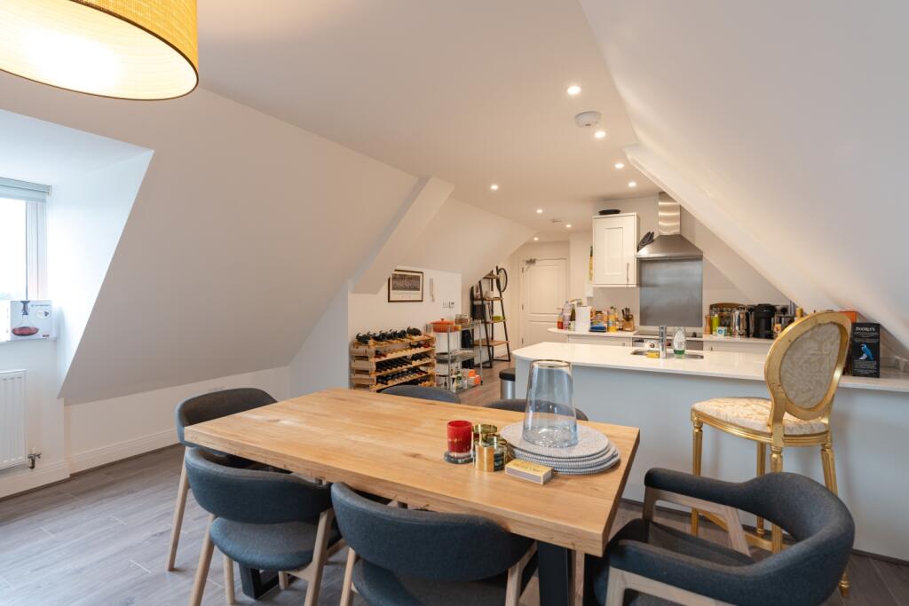 Flat 9 The Gables-04969