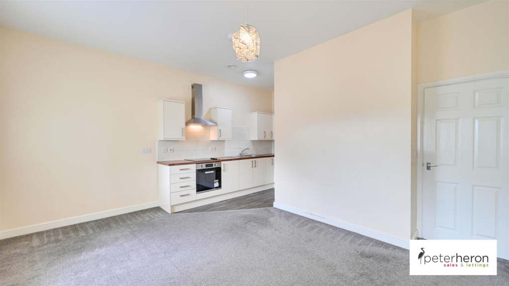 Open Plan Lounge and Kitchen