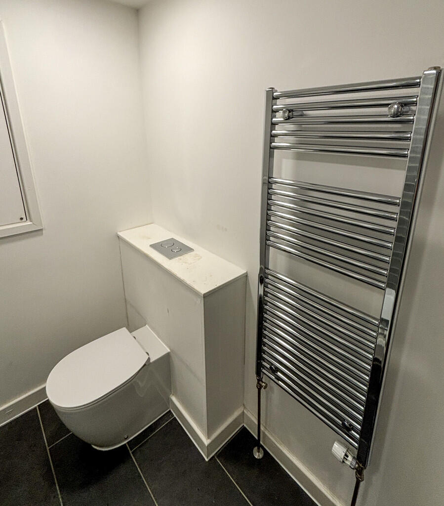 Shower Room (3)-2