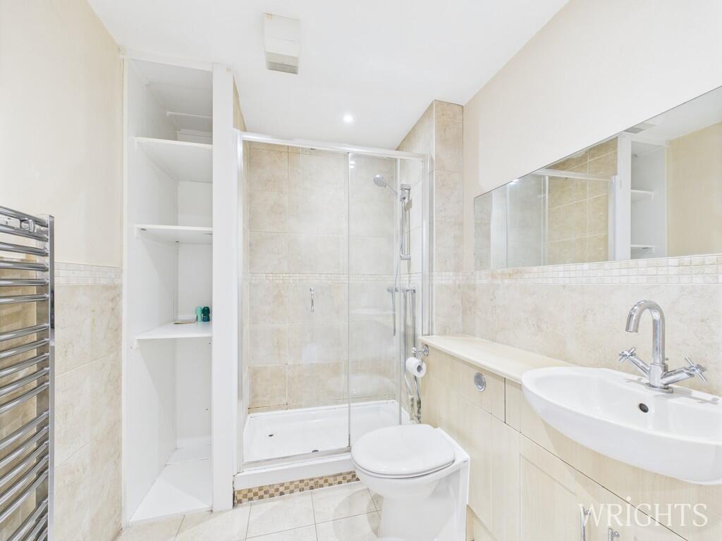 CAM02796G0-PR0466...