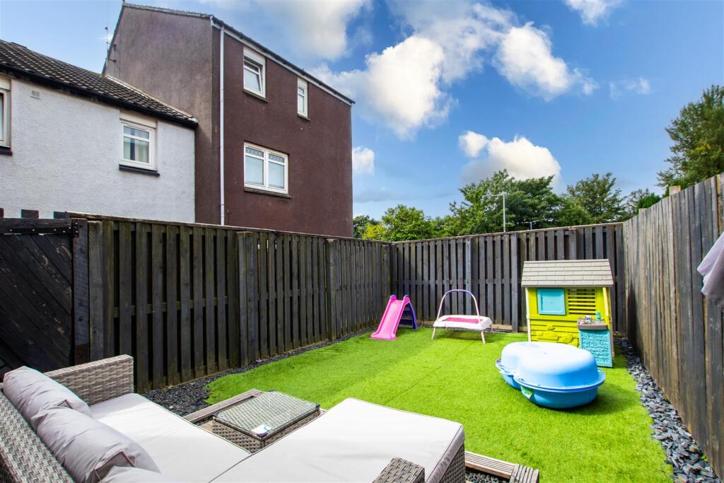 rear.garden.3.jpg