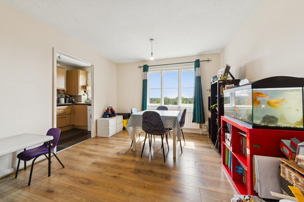Flat 5 Jasmine Court, 102 Alexandra Road, London, 