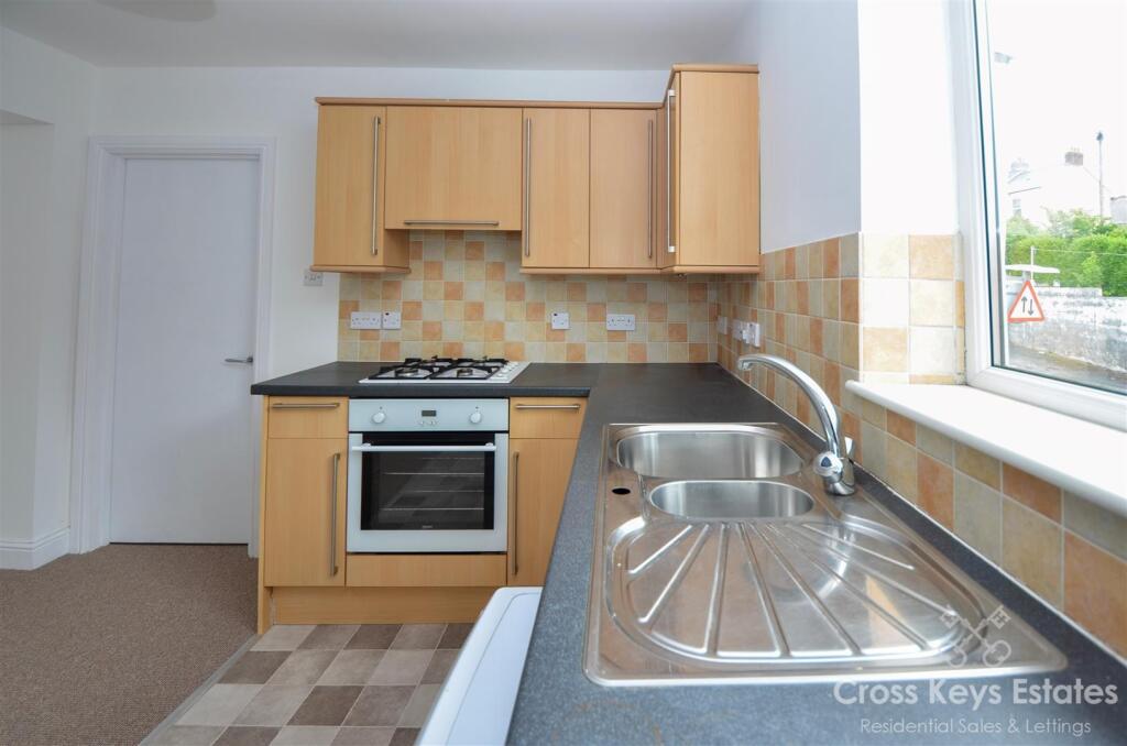 Sitting Room/Kitchen