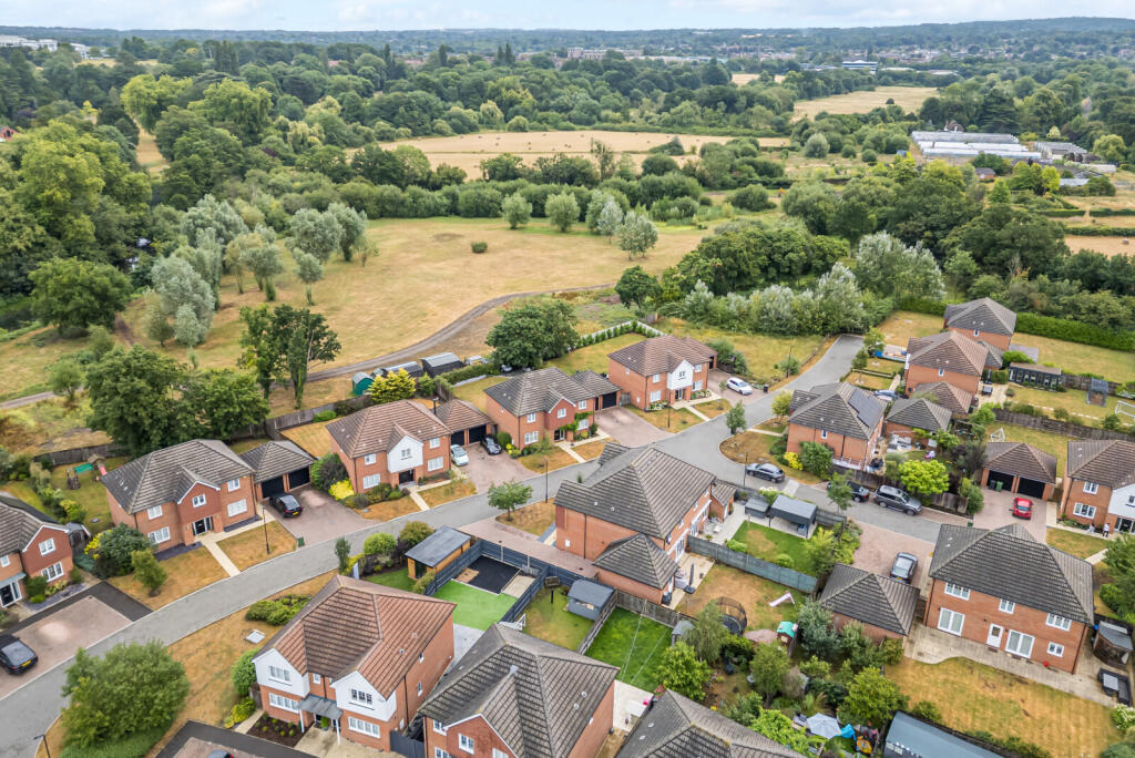 1319271-15-686b92...