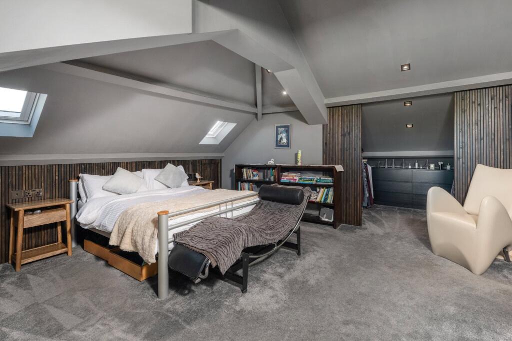 First Floor Bed Pic2