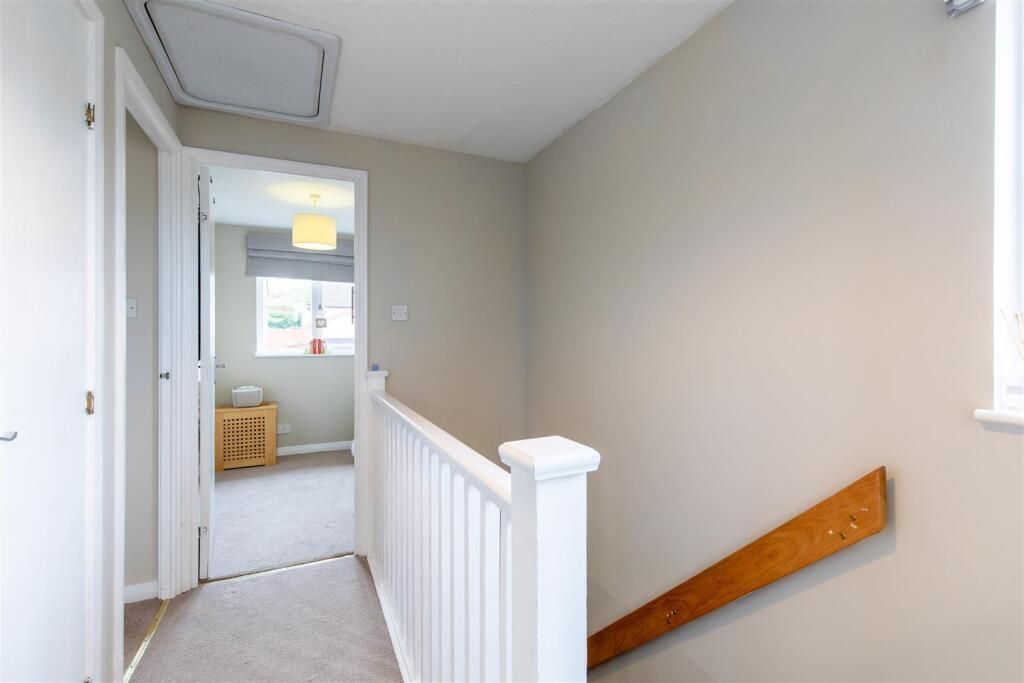 6 Lady Nairne Drive, Perth-17.jpg