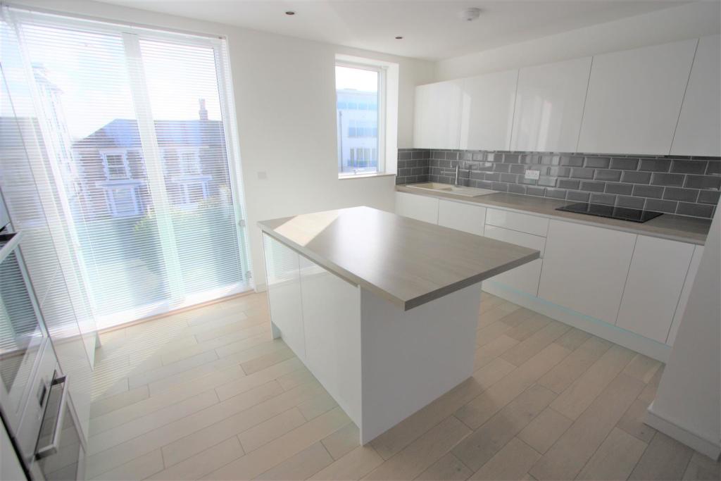 9 Towan Heights Kitchen