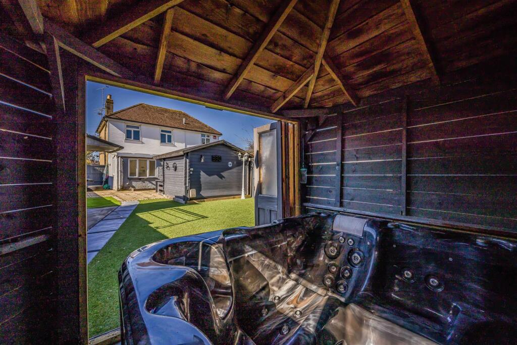 26 Queens Grove, Waterlooville-Small-PorticoMarket