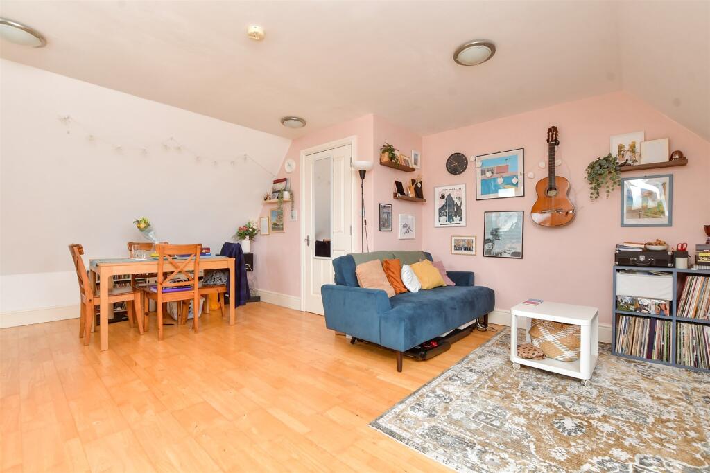 Living Room / Kitchen