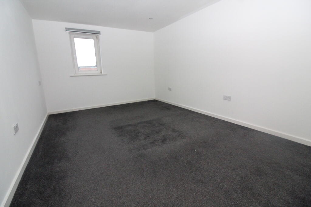 Bedroom 2 T202512051131.jpg