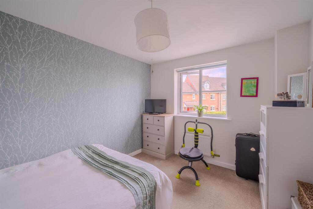 70 Heol Y Gros-6.jpg