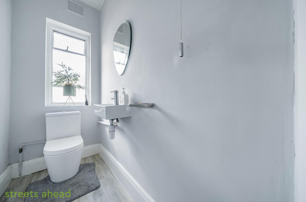 ae1931d4-1eb0-459...