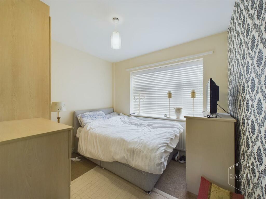 GROUND FLOOR BEDROOM