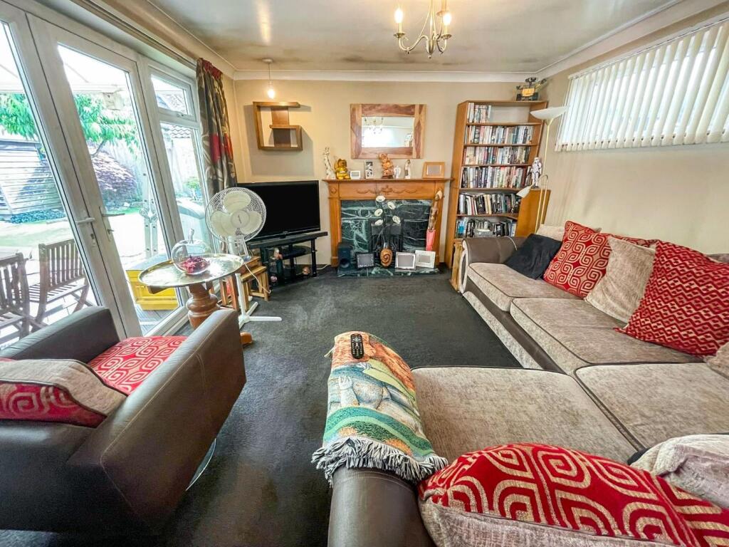 tlc_f022fbbe-d384-4cde-968a-386eff98787c_056785c.j