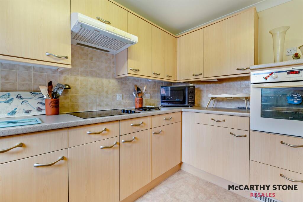 8627110-interior11-800.jpg