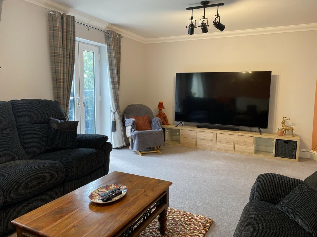 Reception Room/Bedroom 4