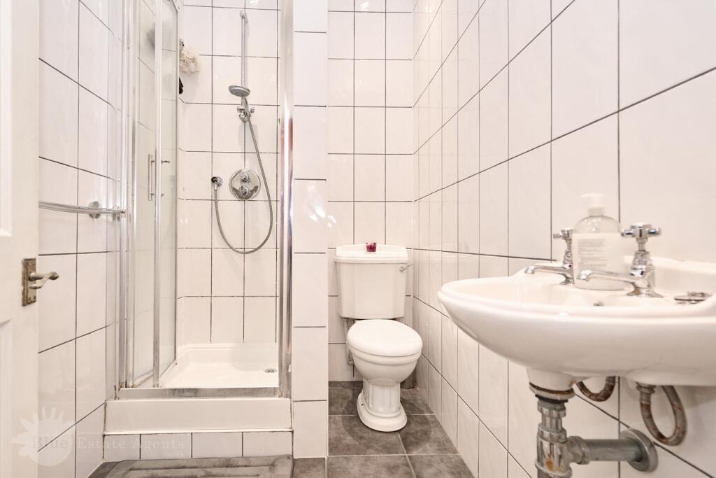 Ground Floor Shower Suite