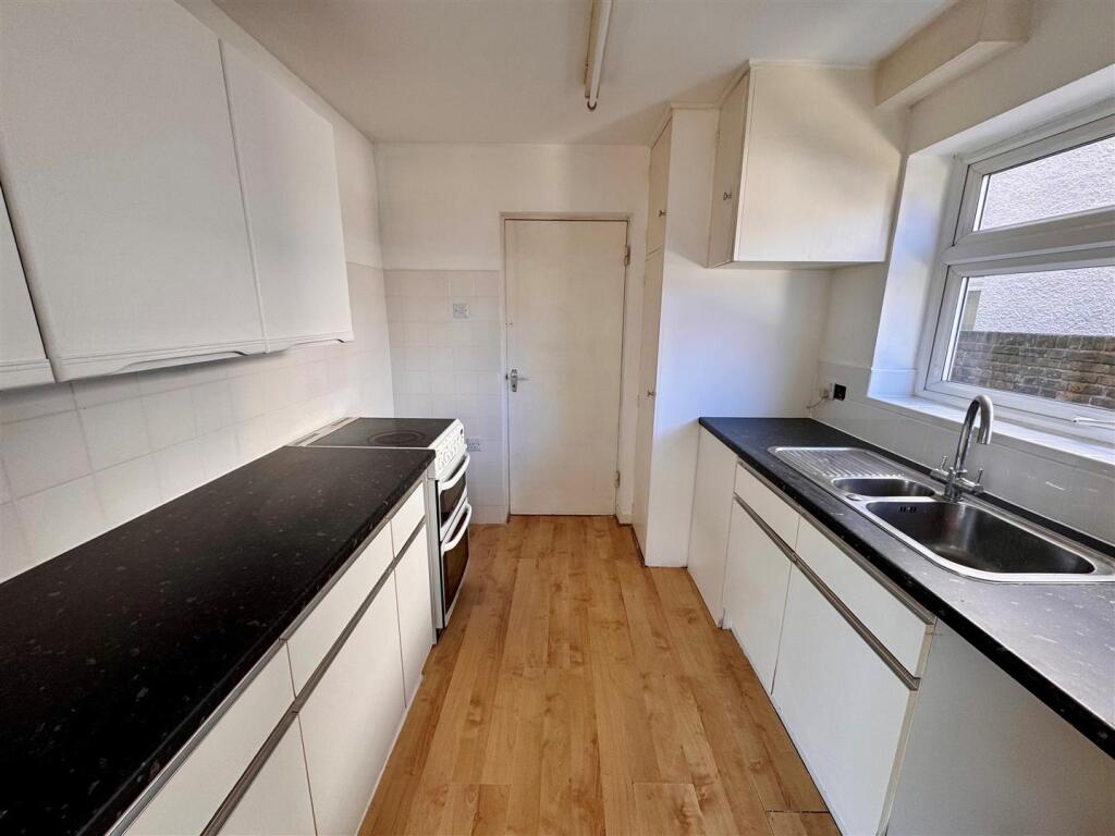 Kitchen.jpg