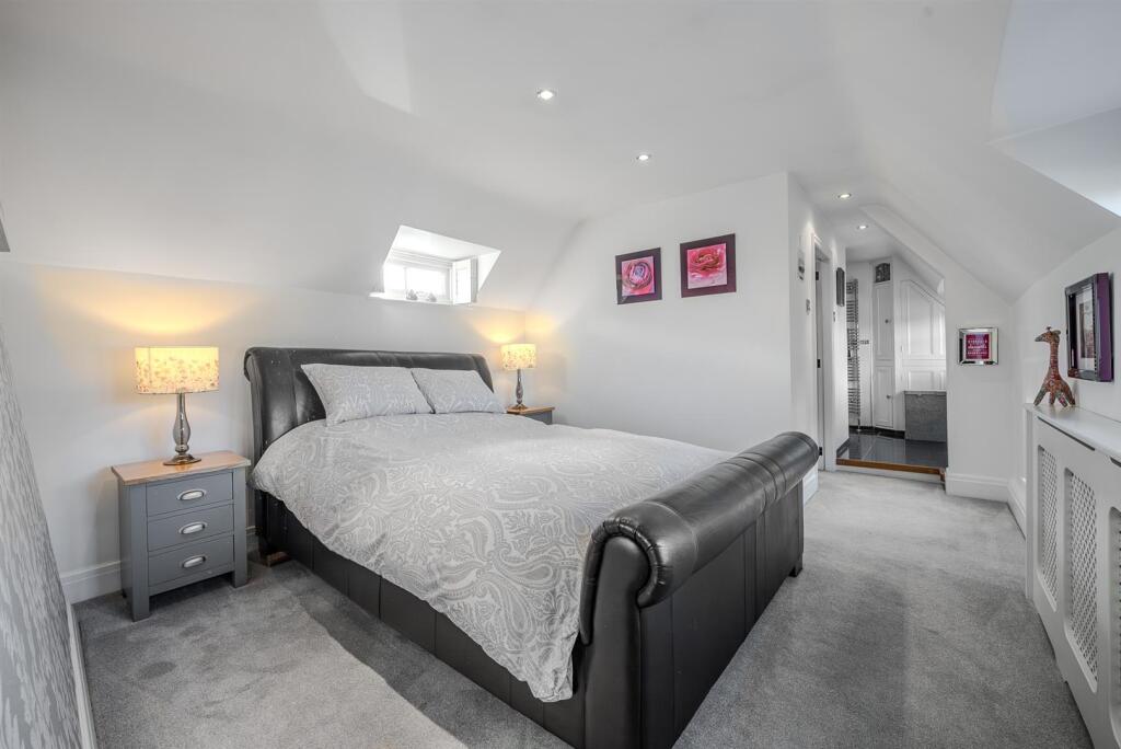 Principal Bedroom Suite