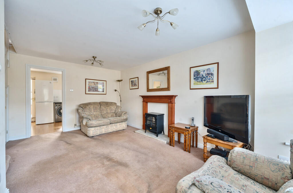 1313759-12-685981...