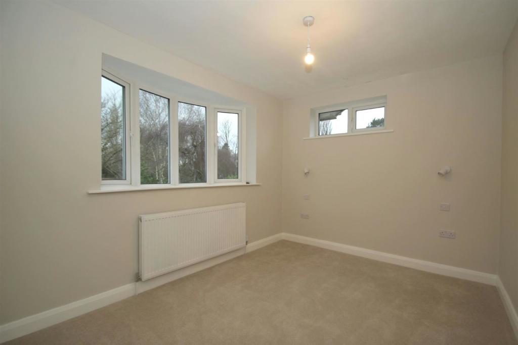 Bedroom 1 Aspect 2