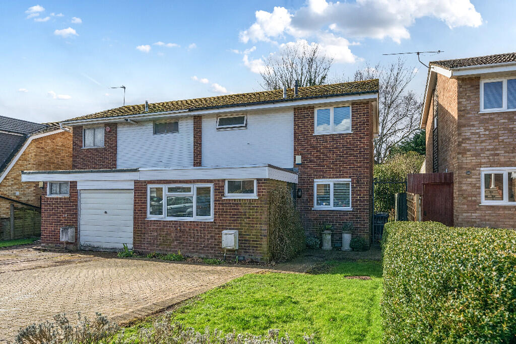 Ibsley Way, Barnet, North London, EN4
