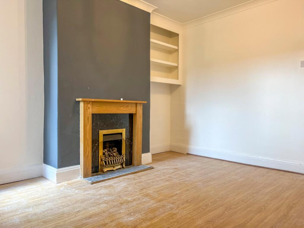 Sitting/Dining Room