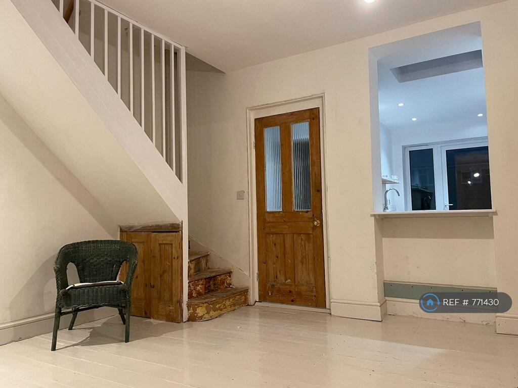 Dinner &amp; Stairs (Decoration Incomplete)