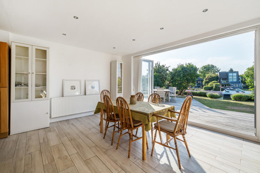 1313553-11-6855a9...