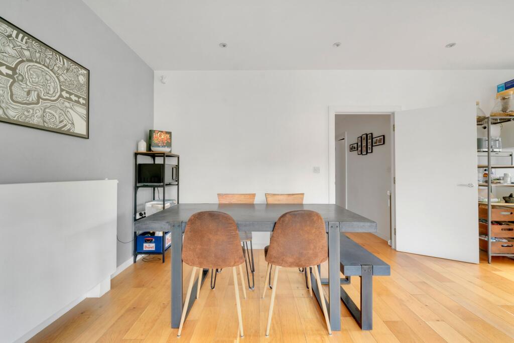 Open Plan Kitchen/Reception