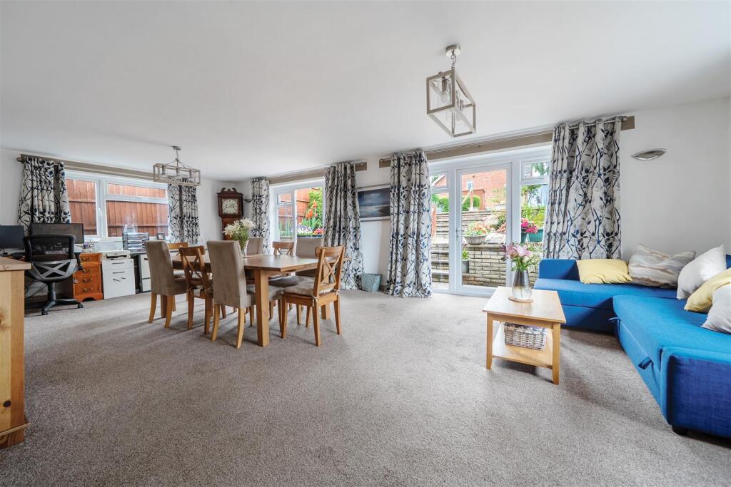 3 Woodcroft Avenue, Tamworth