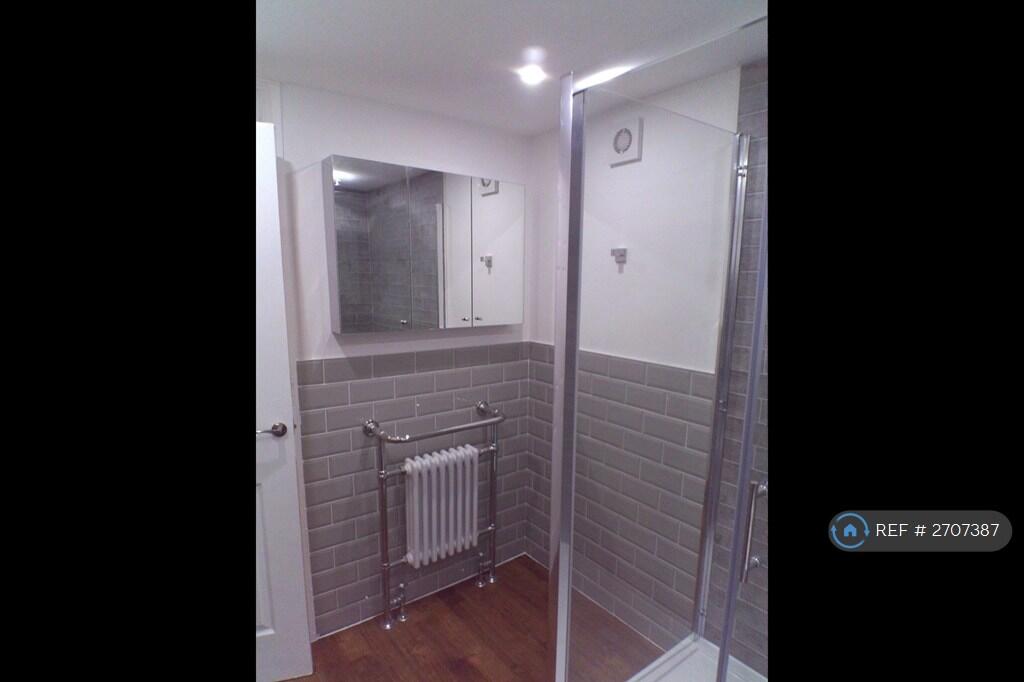 Bathroom 2