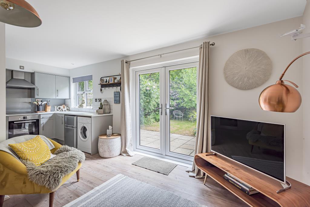 Reception/Bedroom/Kitchen