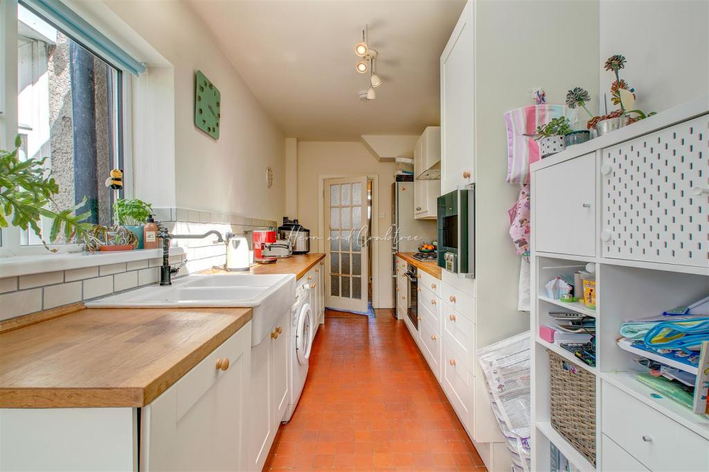 St Agnes, Heath, HernCrabtree, (20).jpg