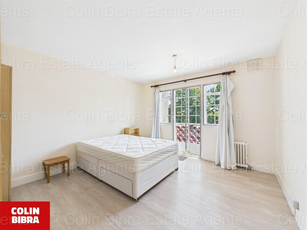 CAM04175G0-PR0037...