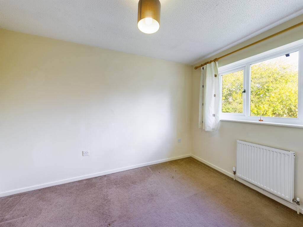 CAM00560P1-PR0212-STILL05