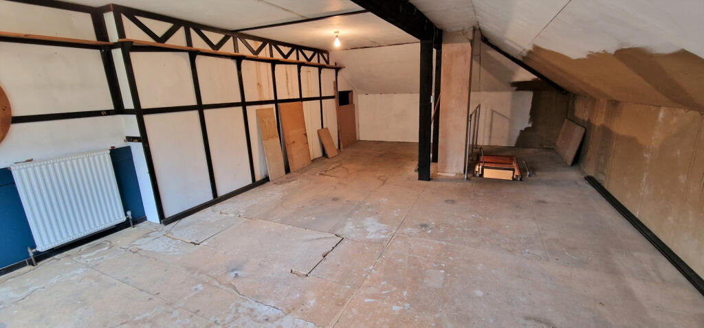 LOFTY ROOM