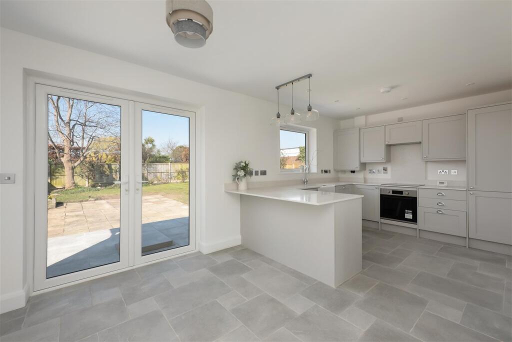 Faversham Road, Seasalter, Whitstable