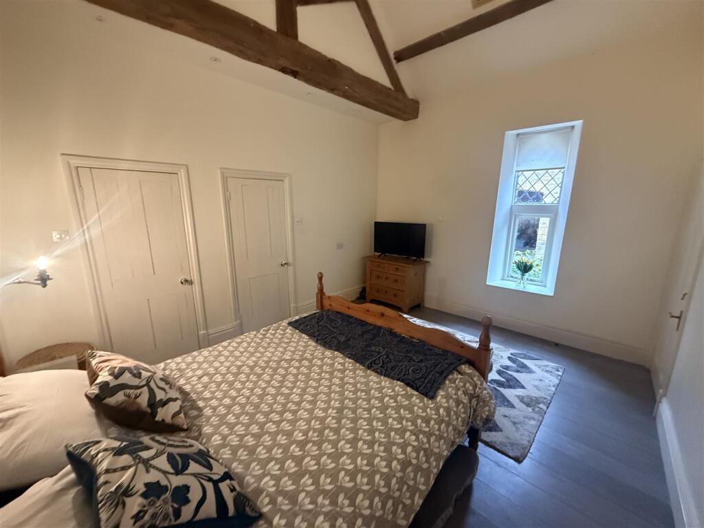 The Stables - Bedroom