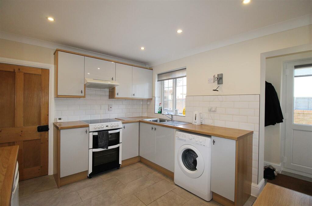 Kitchen Entrance Porch