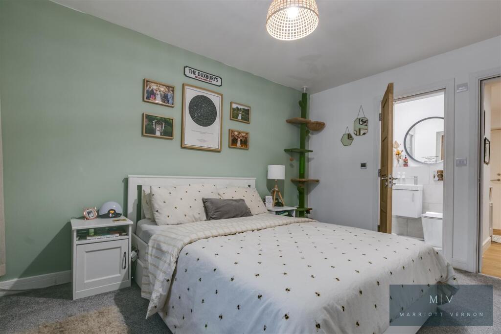 Stag Court 2 MV-14.jpg