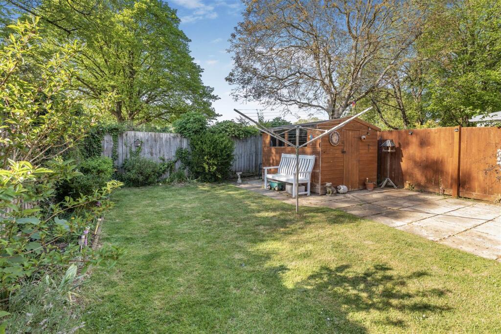 9 Marten Gate, Banbury-15.jpg