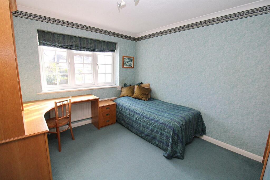 BEDROOM TWO.JPG